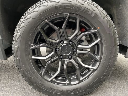 Used 2024 GMC Sierra 1500 Elevation w/ Preferred Package AWD/4WD image 46