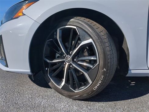 Used 2024 Nissan Altima 2.5 SR image 34