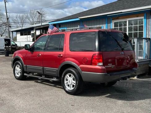 Used 2005 Ford Expedition XLT image 8
