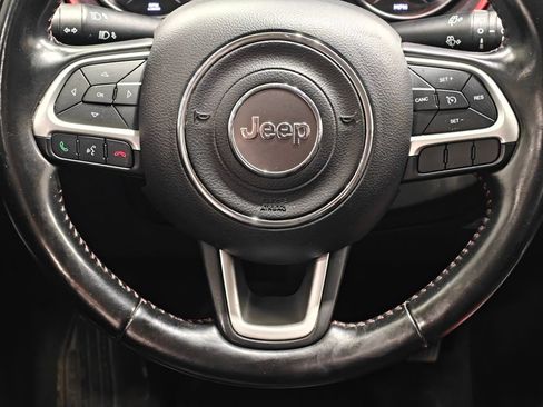 Used 2020 Jeep Compass Trailhawk AWD/4WD image 5