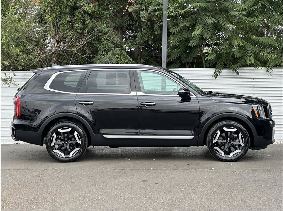 Used 2025 Kia Telluride S AWD/4WD image 9