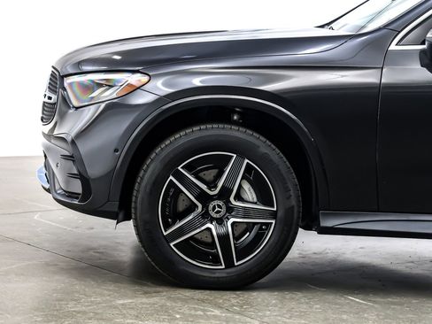 New 2025 Mercedes-Benz GLC 350e 4MATIC image 10