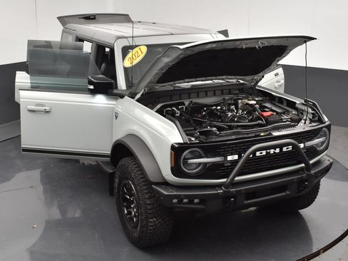 Used 2021 Ford Bronco First Edition AWD/4WD image 34