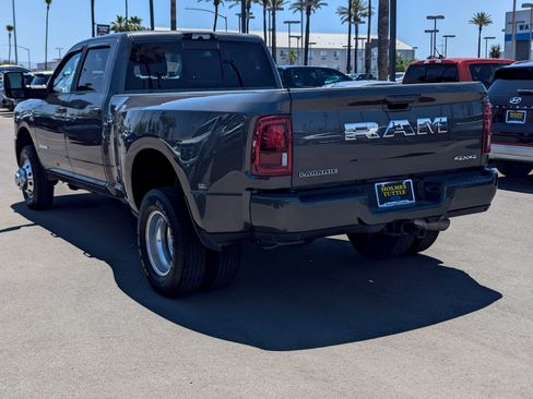 Used 2025 RAM 3500 Laramie AWD/4WD image 4