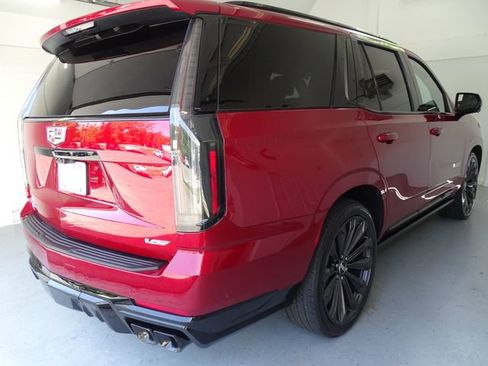 Used 2026 Cadillac Escalade V AWD/4WD image 22