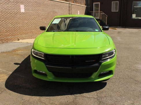 Used 2017 Dodge Charger R/T w/ Blacktop Package RWD image 10