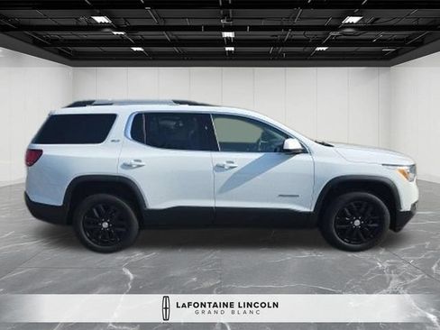 Used 2019 GMC Acadia SLT AWD/4WD image 8