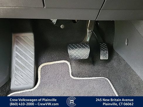 Certified 2023 Volkswagen Taos SEL AWD/4WD image 41