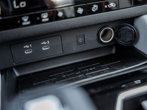 New 2026 Mitsubishi Outlander SE AWD/4WD image 21