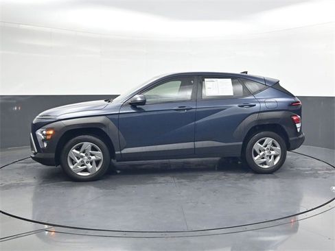 Used 2024 Hyundai Kona SE image 8