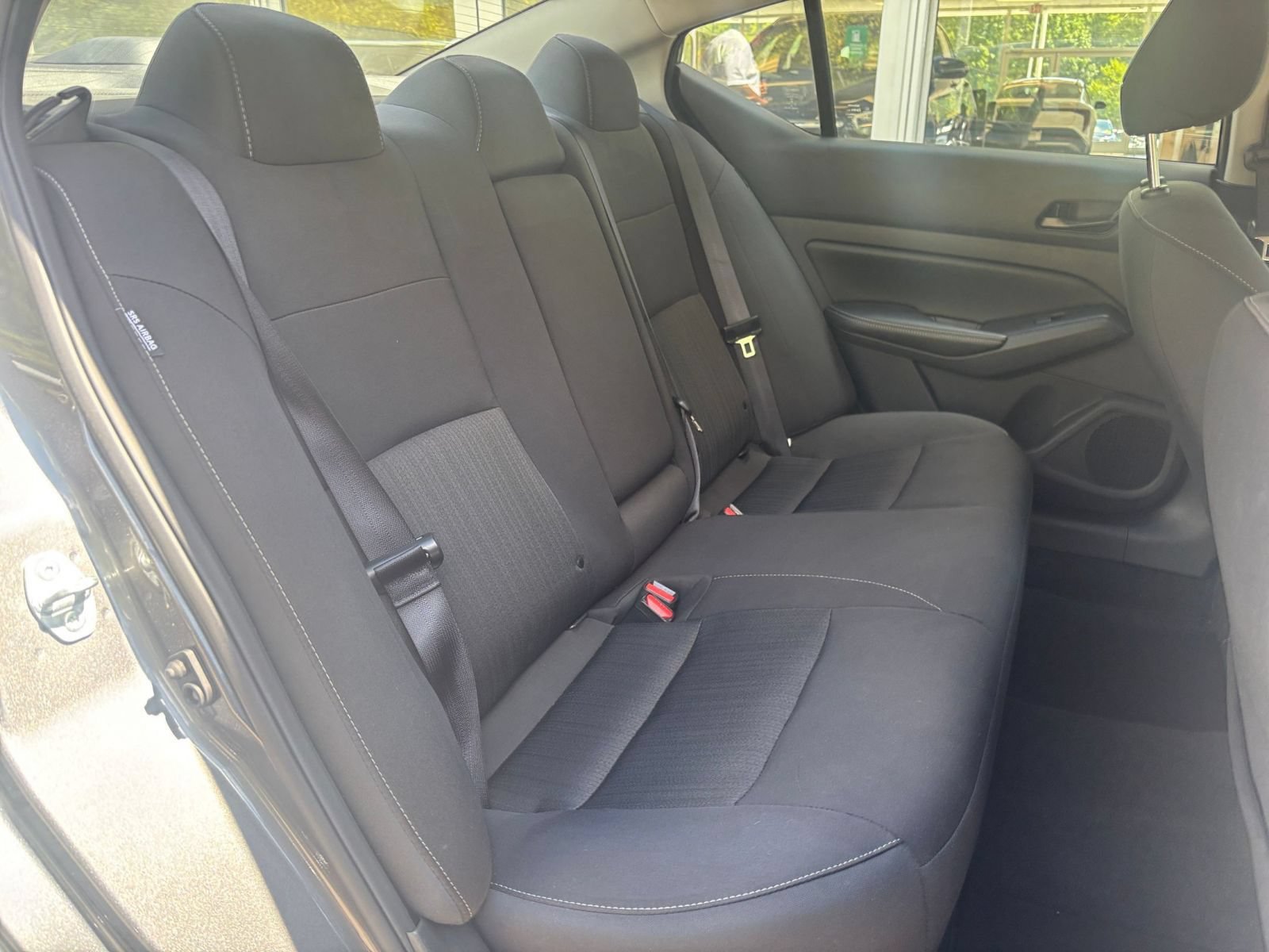 Used 2025 Nissan Altima 2.5 SV FWD image 37