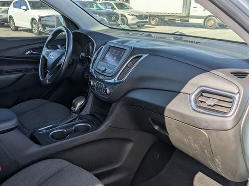 Used 2022 Chevrolet Equinox LT FWD image 32