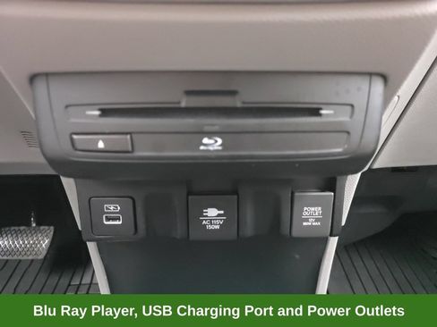 Used 2023 Honda Odyssey Elite image 34