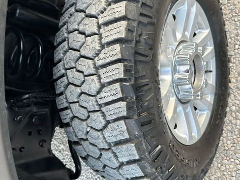 Used 2019 Ford F250 XL w/ STX Appearance Package image 42