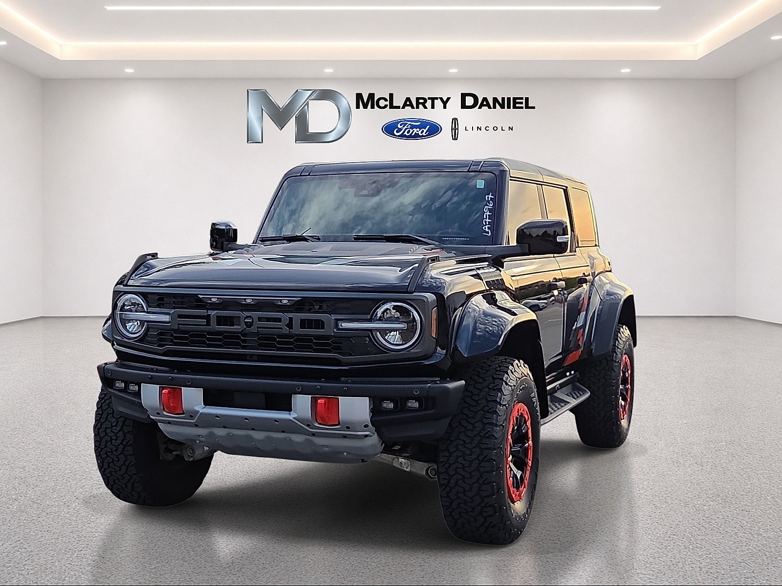 Certified 2025 Ford Bronco Raptor AWD/4WD image 2