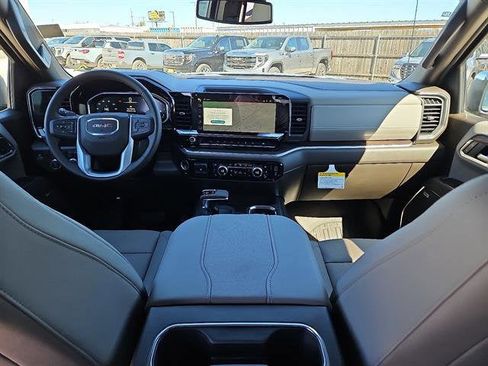 New 2026 GMC Sierra 1500 SLT image 12