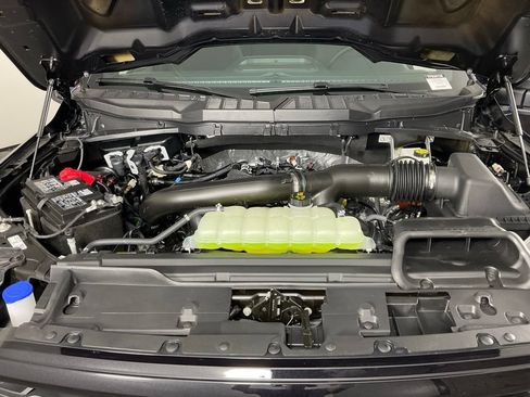 New 2026 Ford F150 XLT w/ XLT Black Appearance Package AWD/4WD image 9