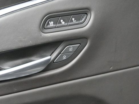 Certified 2024 Cadillac Escalade Sport Platinum image 11