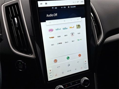 Used 2024 Ford Edge SEL image 17