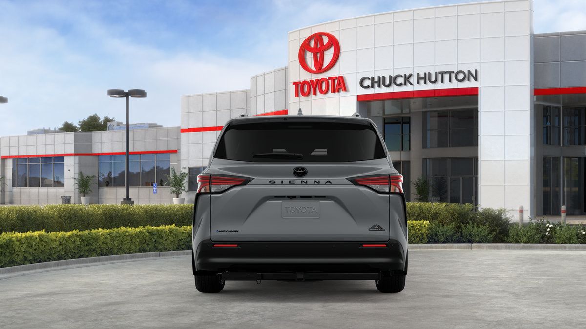 Certified 2026 Toyota Sienna XLE Woodland Edition AWD/4WD image 44