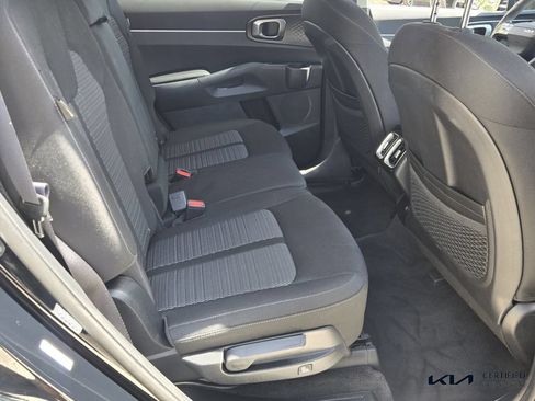 Certified 2026 Kia Sorento LX FWD image 16
