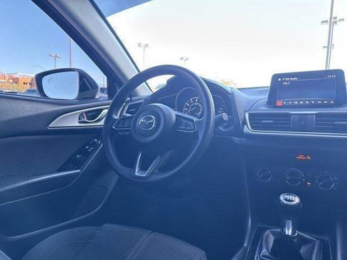 Used 2017 MAZDA MAZDA3 Sport w/ Preferred Equipment Package image 22