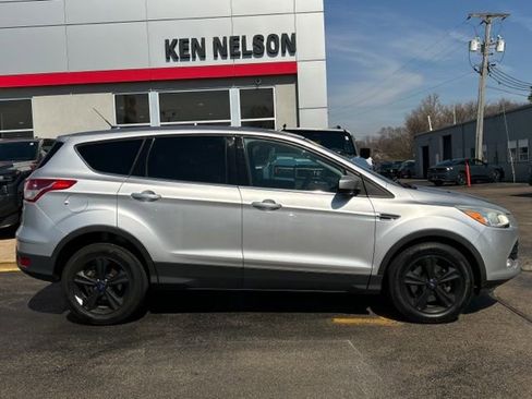 Used 2014 Ford Escape SE image 12