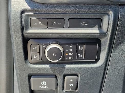 Used 2021 Ford F150 Lariat w/ Equipment Group 502A High AWD/4WD image 25
