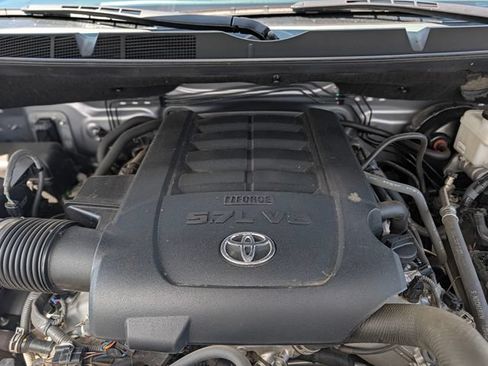 Used 2020 Toyota Tundra Limited w/ Limited Premium Package AWD/4WD image 22