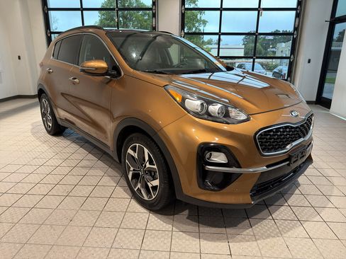 Used 2020 Kia Sportage EX w/ Option Group 15 FWD image 7