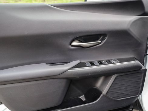 Used 2024 Lexus UX 250h F Sport FWD image 21