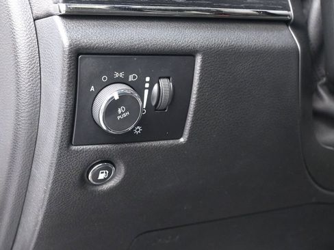 Used 2020 Jeep Grand Cherokee High Altitude image 19