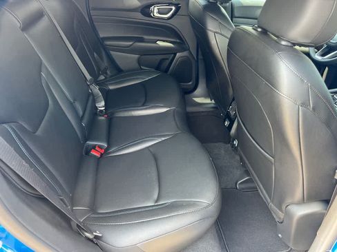 Used 2026 Jeep Compass Limited AWD/4WD image 15