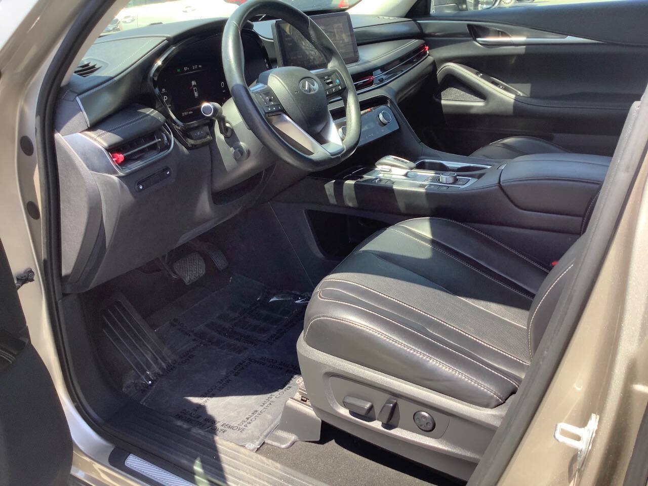 Used 2023 INFINITI QX60 Luxe w/ Cargo Package AWD/4WD image 30