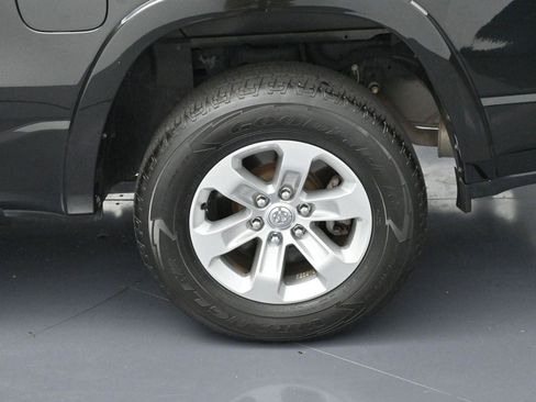 Used 2022 RAM 1500 Laramie image 34