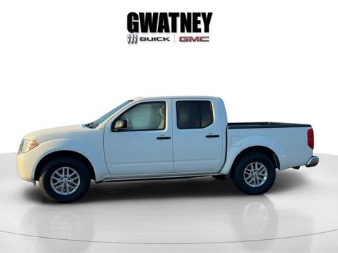 Used 2016 Nissan Frontier SV w/ SV Value Truck Package image 4