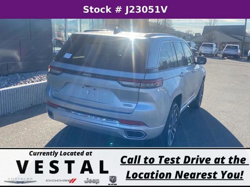 New 2023 Jeep Grand Cherokee Overland image 8