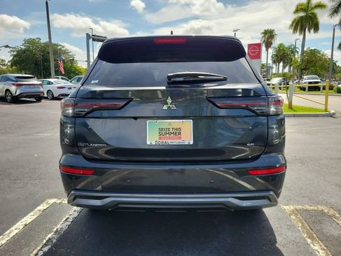 Used 2026 Mitsubishi Outlander SE FWD image 5