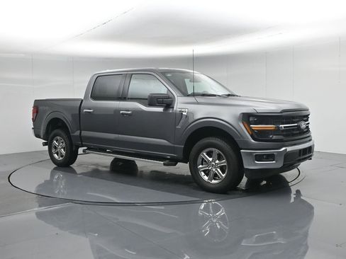 Used 2025 Ford F150 XLT w/ Equipment Group 301A Standard image 25