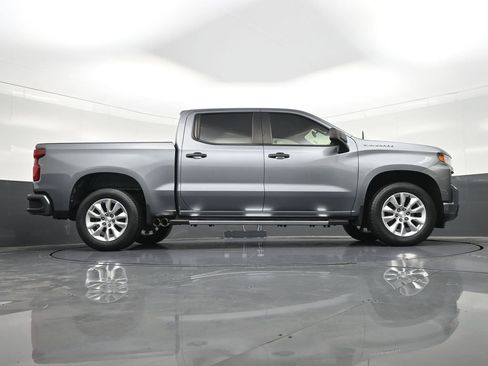 Used 2022 Chevrolet Silverado 1500 Custom RWD image 31