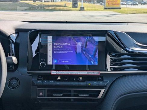 New 2026 Toyota Camry SE image 17