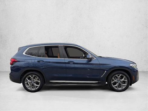 Used 2022 BMW X3 xDrive30i w/ Premium Package 2 image 4