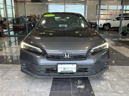 Used 2022 Honda Civic Sport image 2