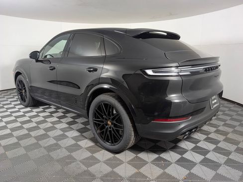 New 2026 Porsche Cayenne Coupe image 3