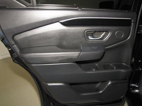 Certified 2025 Honda Pilot EX-L image 12