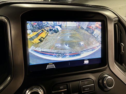 Used 2023 GMC Sierra 2500 SLE w/ SLE Convenience Package image 21