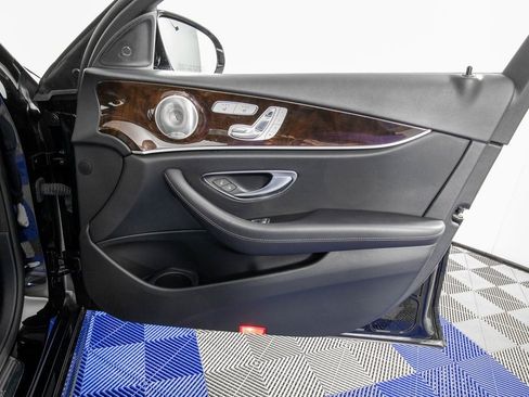 Used 2023 Mercedes-Benz E 350 Sedan image 15