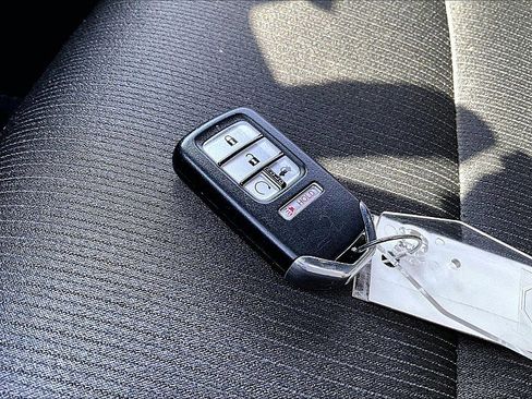 Used 2022 Honda Accord Sport image 10