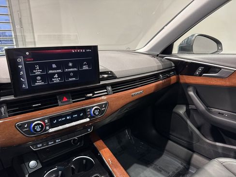 Used 2022 Audi A4 2.0T Premium image 18