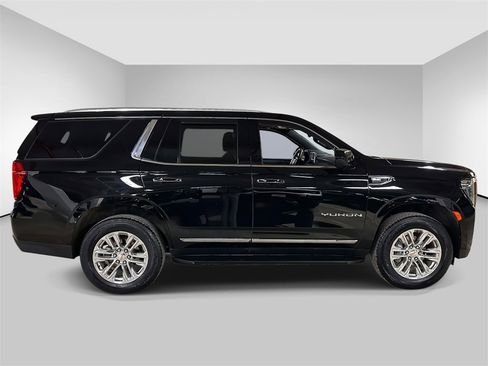 Used 2023 GMC Yukon SLT image 6